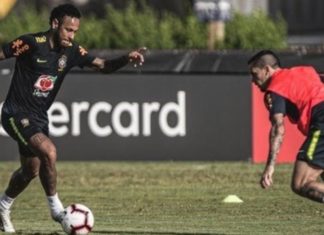 Com Neymar, Richarlison, Firmino e Coutinho, Tite posiciona Seleção para enfrentar Colômbia.