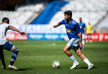 Cruzeiro joga bem, domina URT e vence com facilidade no retorno do Campeonato Mineiro