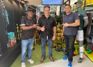 Aloísio Rezende visita empresa que driblou a pandemia, gerou empregos e aumentou a produção