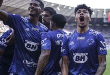 Cruzeiro segura pressão, vence Bahia e dispara na ponta da Série B