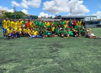 AMIGOS REALIZAM FUTEBOL SOLIDÁRIO COM ARRECADAÇÃO DE ALIMENTOS