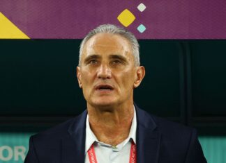 Tite assina rescisão na CBF e não é mais técnico da seleção brasileira