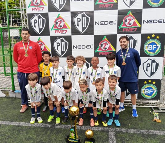 CAMPEONATO MINEIRO DE FUTEBOL 7 DE BASE CONSAGRA CAMPEÕES EM CONSELHEIRO LAFAIETE E CRAQUES DE 2026